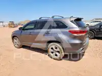 2017 Toyota Highlander фото