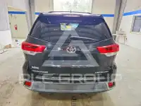 2017 Toyota Highlander фото