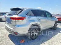 2017 Toyota Highlander фото