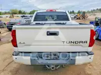 2017 Toyota TUNDRA фото