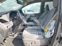 2017 Toyota SIENNA photo