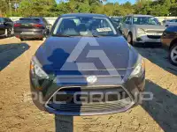 2017 Toyota YARIS фото