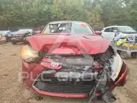 2017 Toyota YARIS фото
