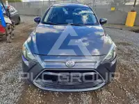 2017 Toyota YARIS фото