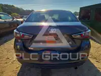 2017 Toyota YARIS фото