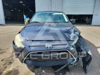 2017 Toyota YARIS фото