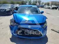 2017 Toyota YARIS фото