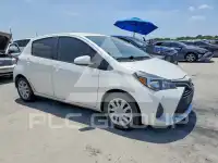 2017 Toyota YARIS фото