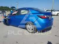 2017 Toyota YARIS фото