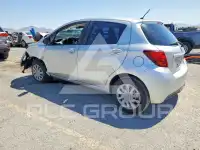 2017 Toyota YARIS фото