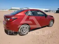 2017 Toyota YARIS фото