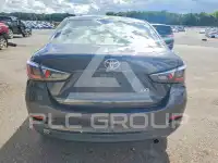 2017 Toyota YARIS фото