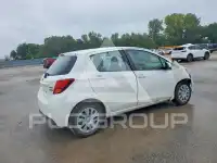 2017 Toyota YARIS фото