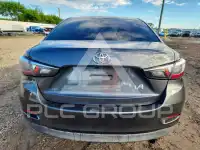 2017 Toyota YARIS фото