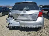 2017 Toyota YARIS фото