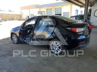 2017 Toyota YARIS фото