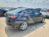 2017 Toyota YARIS фото
