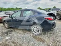 2017 Toyota YARIS фото