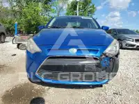 2017 Toyota YARIS фото