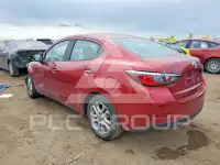 2017 Toyota YARIS фото