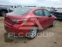 2017 Toyota YARIS фото