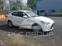 2017 Toyota YARIS фото