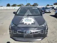 2017 Toyota PRIUS photo