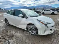 2017 Toyota PRIUS фото