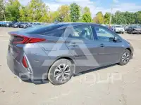 2017 Toyota PRIUS фото