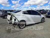 2017 Toyota PRIUS photo