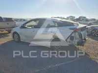 2017 Toyota PRIUS photo