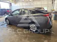 2017 Toyota PRIUS photo