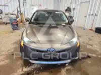 2017 Toyota PRIUS photo