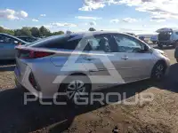 2017 Toyota PRIUS фото