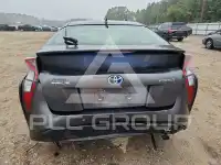 2017 Toyota PRIUS photo