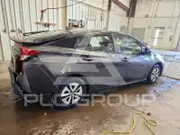 2017 Toyota PRIUS photo