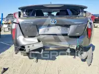 2017 Toyota PRIUS photo