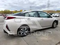 2017 Toyota PRIUS фото