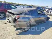 2017 Toyota PRIUS photo
