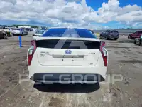 2017 Toyota PRIUS photo