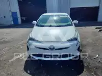 2017 Toyota PRIUS photo