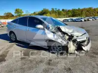 2017 Toyota PRIUS фото