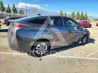 2017 Toyota PRIUS фото