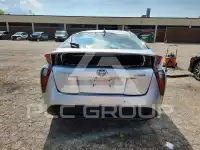 2017 Toyota PRIUS фото