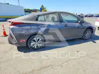 2017 Toyota PRIUS фото