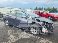 2017 Toyota PRIUS фото