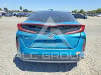 2017 Toyota PRIUS фото