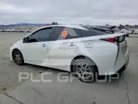 2017 Toyota PRIUS фото