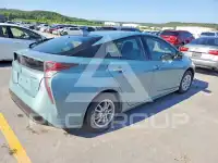 2017 Toyota PRIUS фото