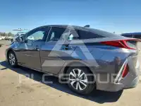 2017 Toyota PRIUS фото